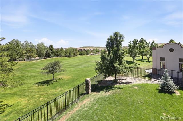 10008 Oak Tree Court