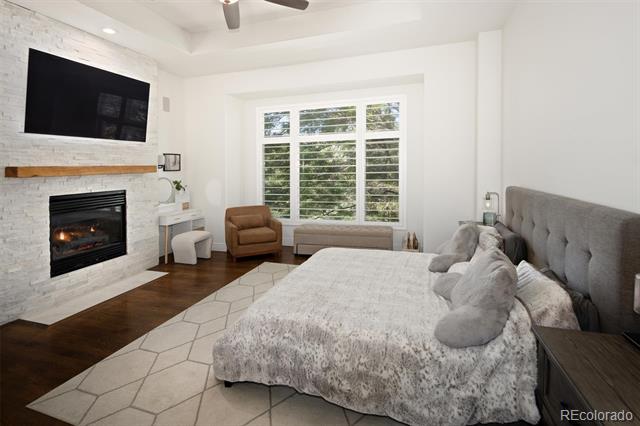 10008 Oak Tree Court