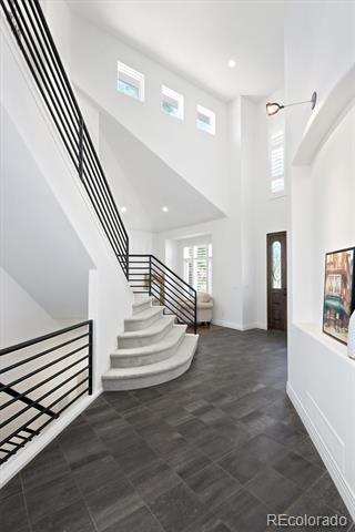 10008 Oak Tree Court