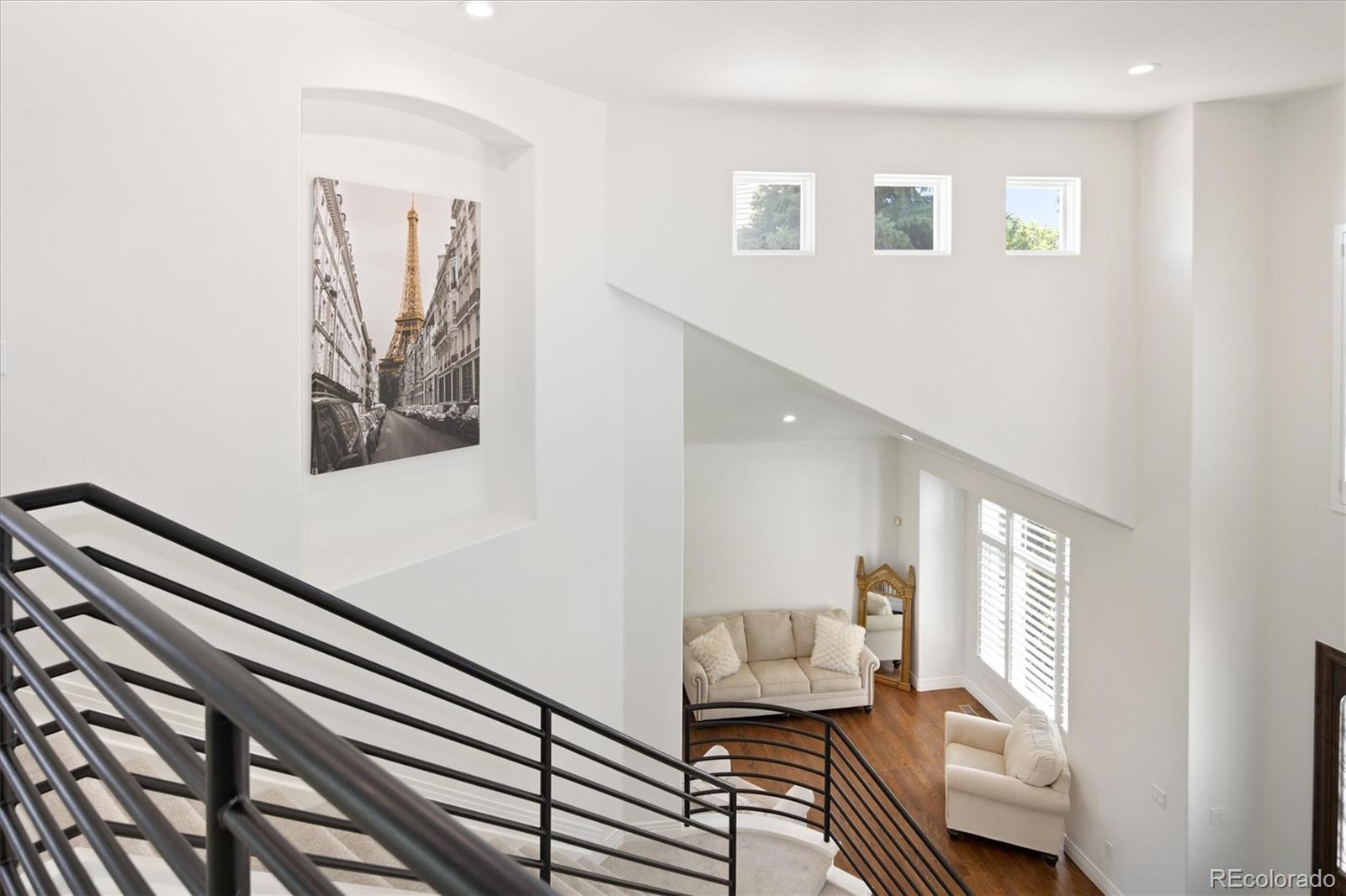 10008 Oak Tree Court