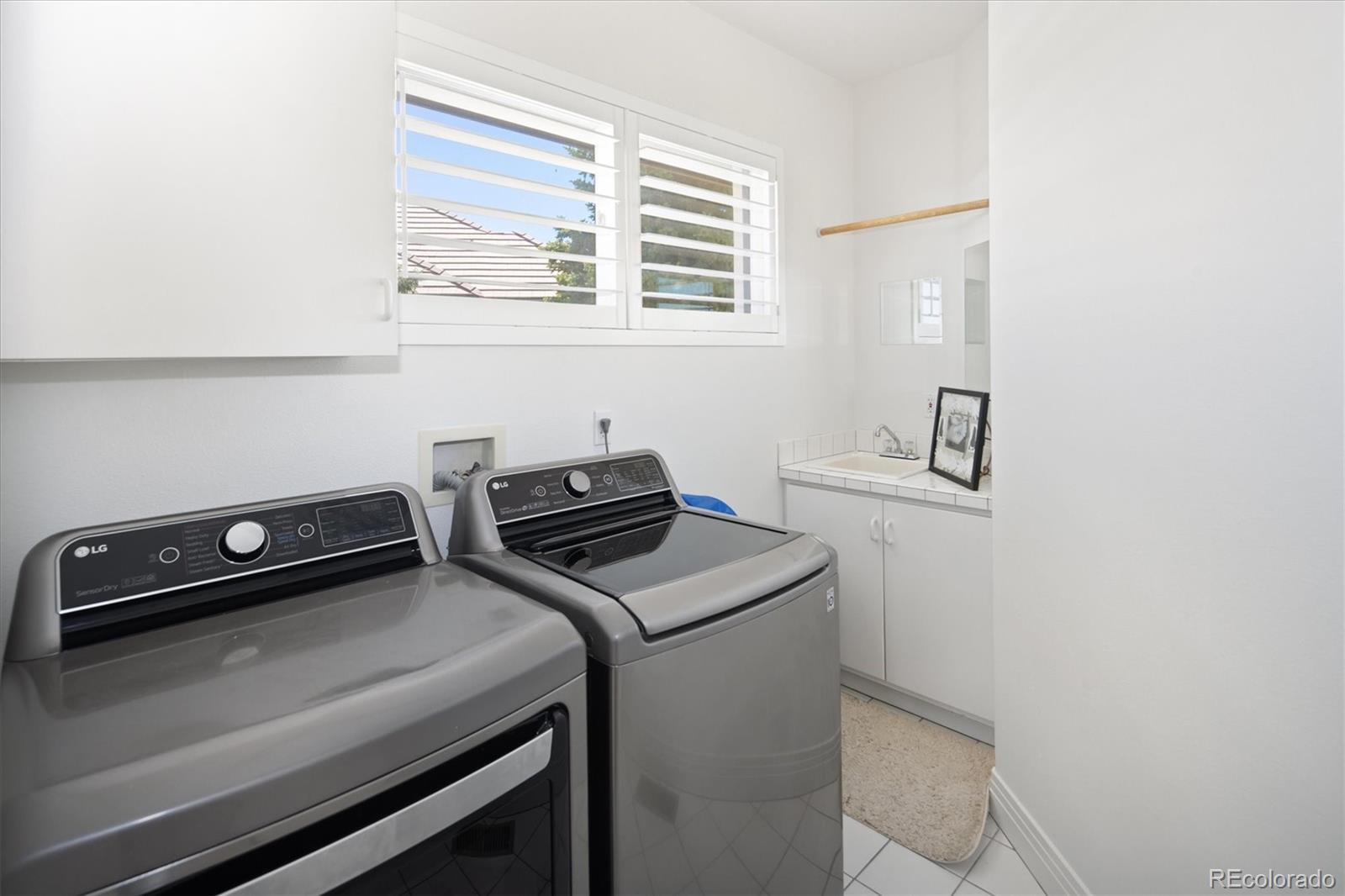 10008 Oak Tree Court