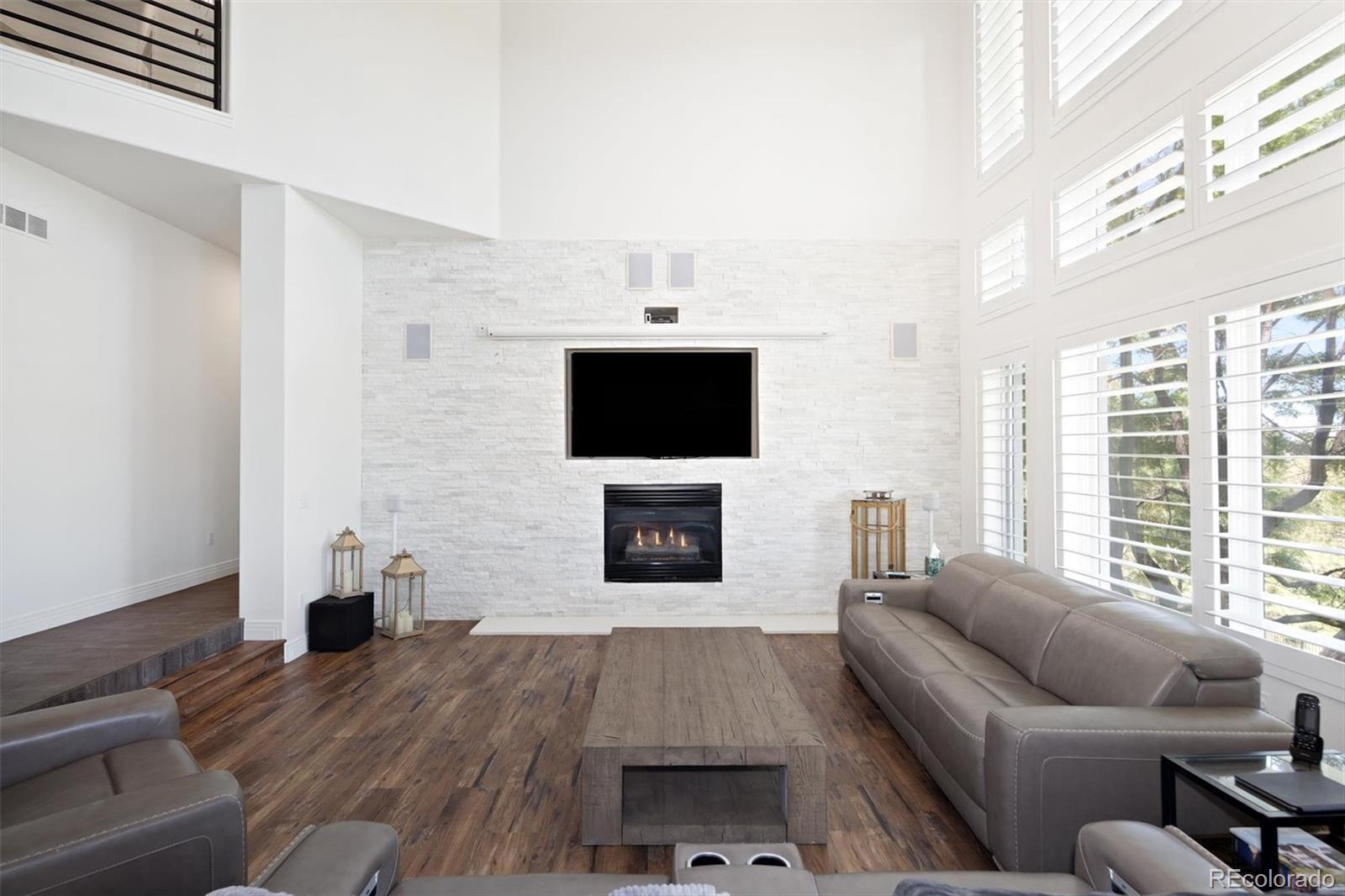 10008 Oak Tree Court
