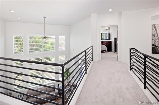 10008 Oak Tree Court