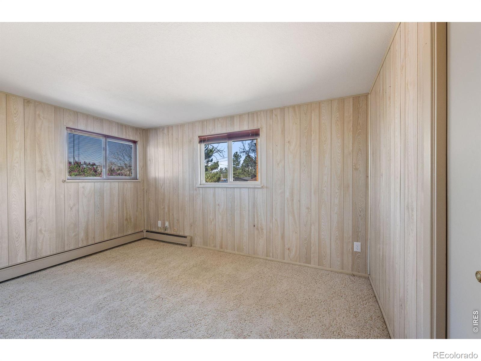 465 W 4th Ave Pl