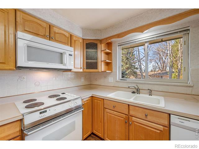 465 W 4th Ave Pl
