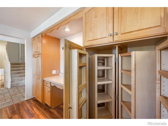 465 W 4th Ave Pl