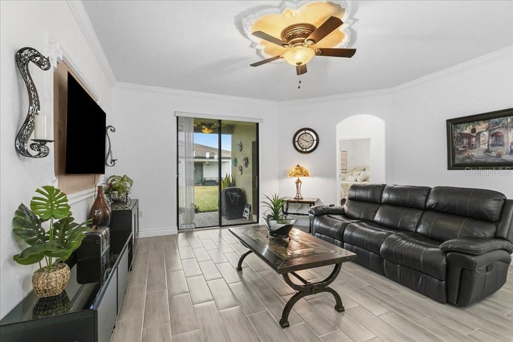941 RIMINI DR