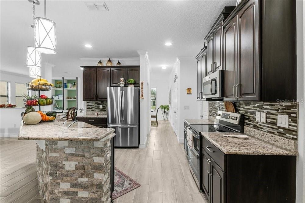 941 RIMINI DR