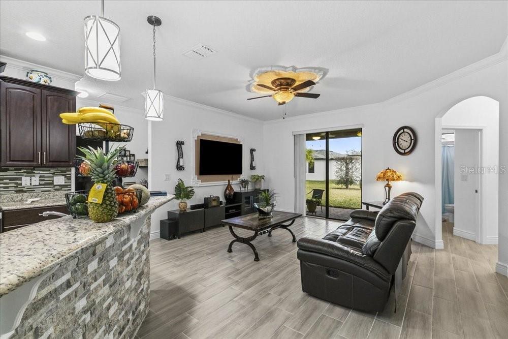 941 RIMINI DR