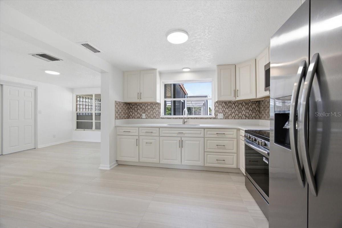 6416 SHERYL ANN DR