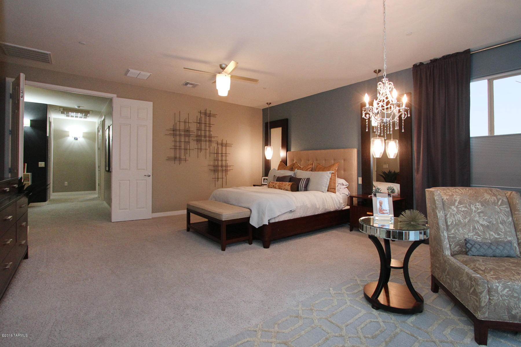 8436 N Gaetano Loop