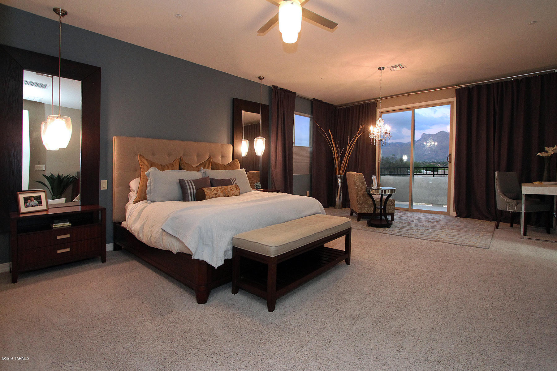 8436 N Gaetano Loop