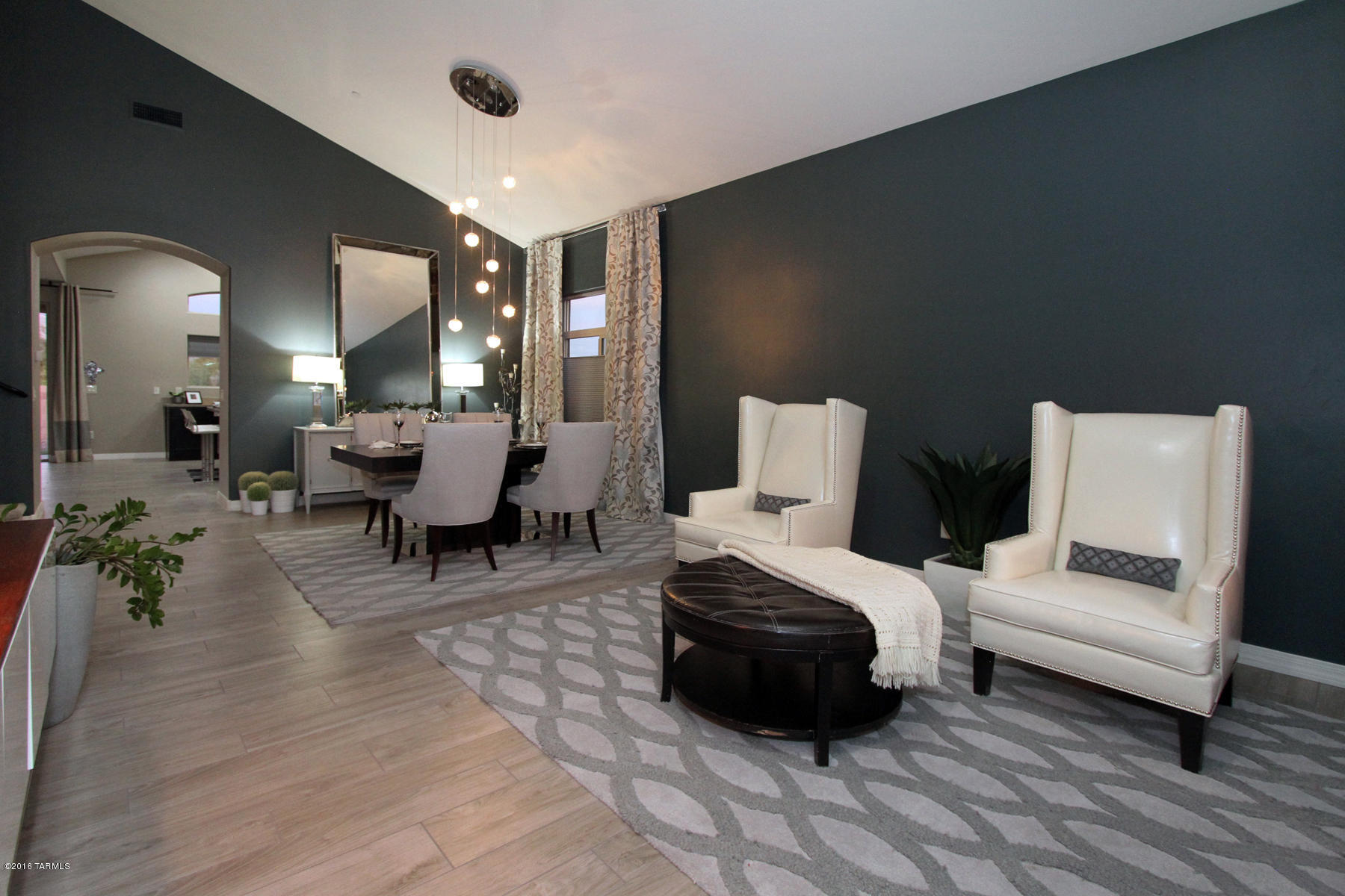 8436 N Gaetano Loop