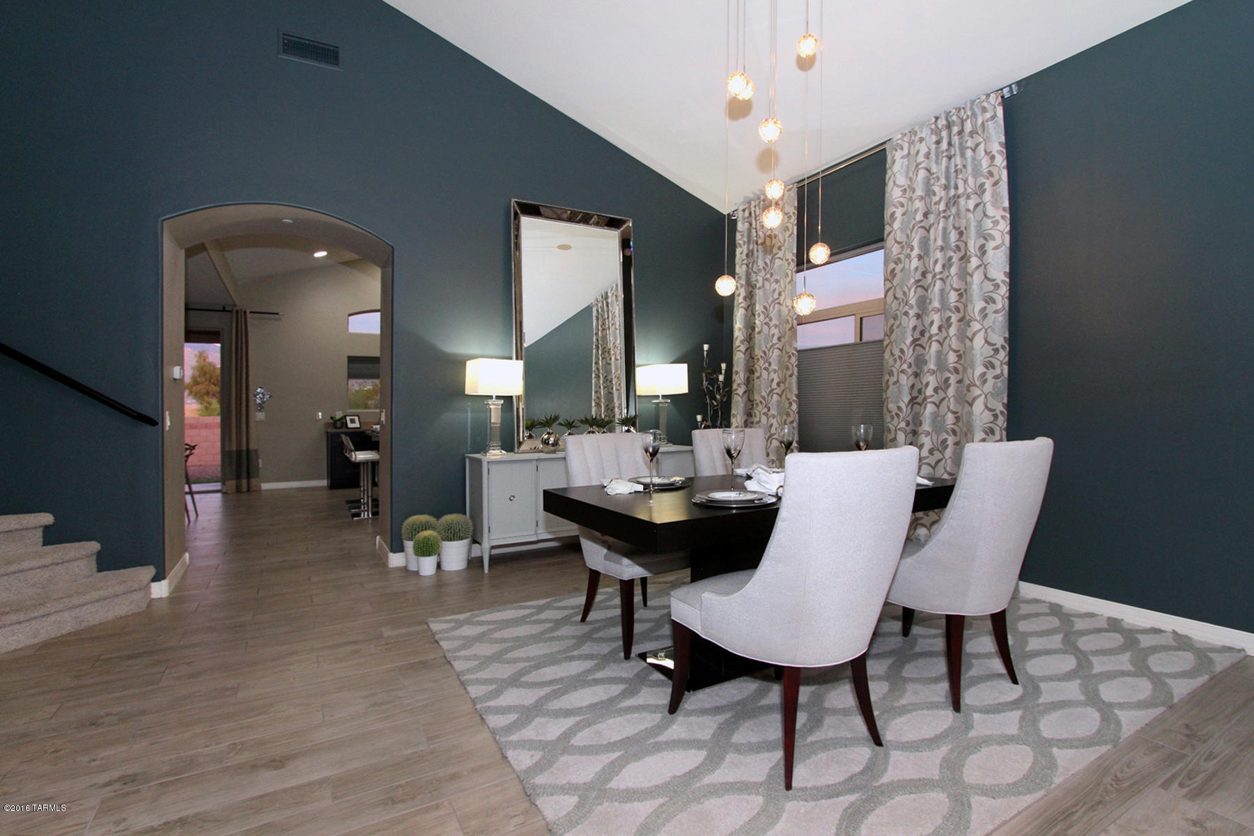 8436 N Gaetano Loop