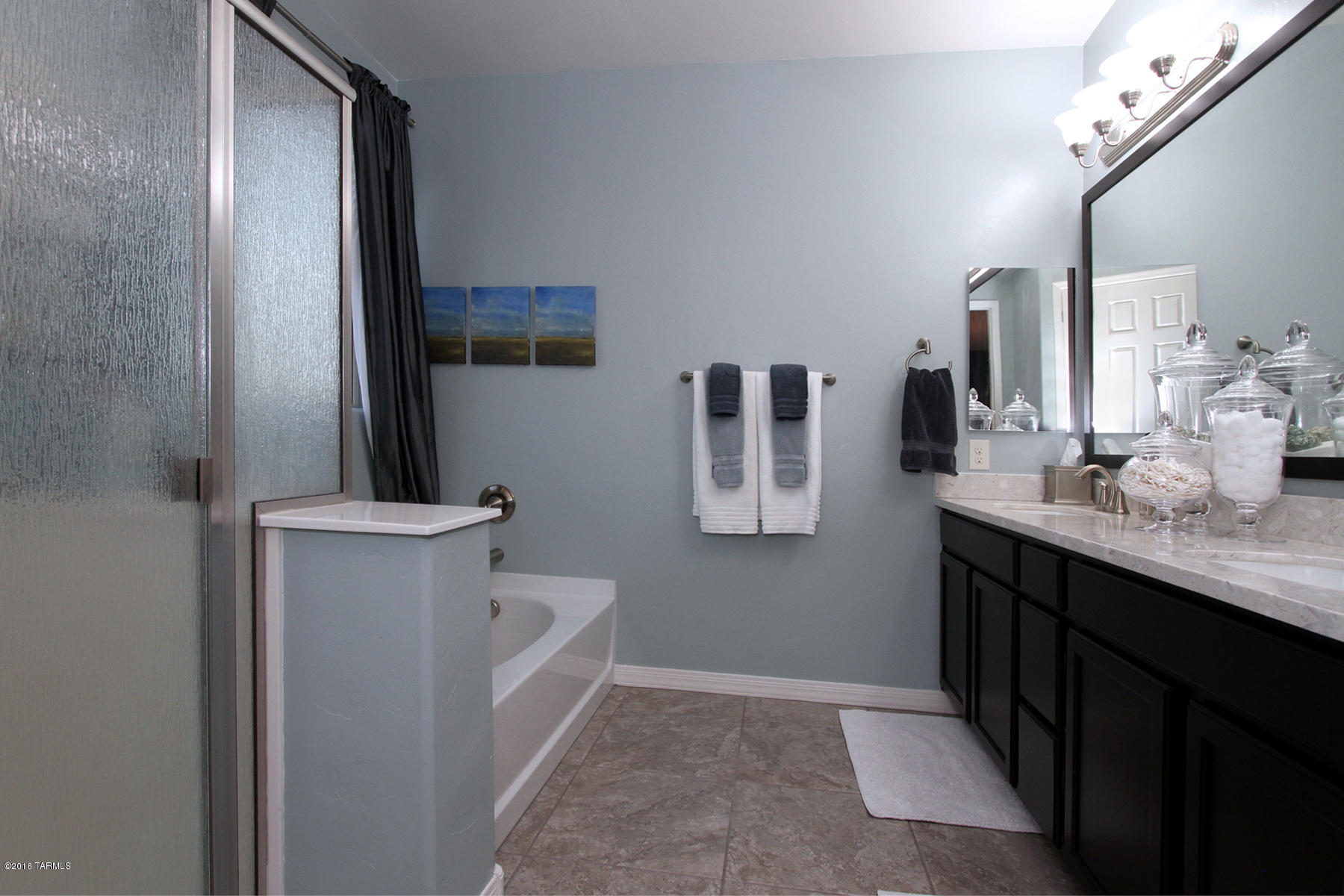8436 N Gaetano Loop