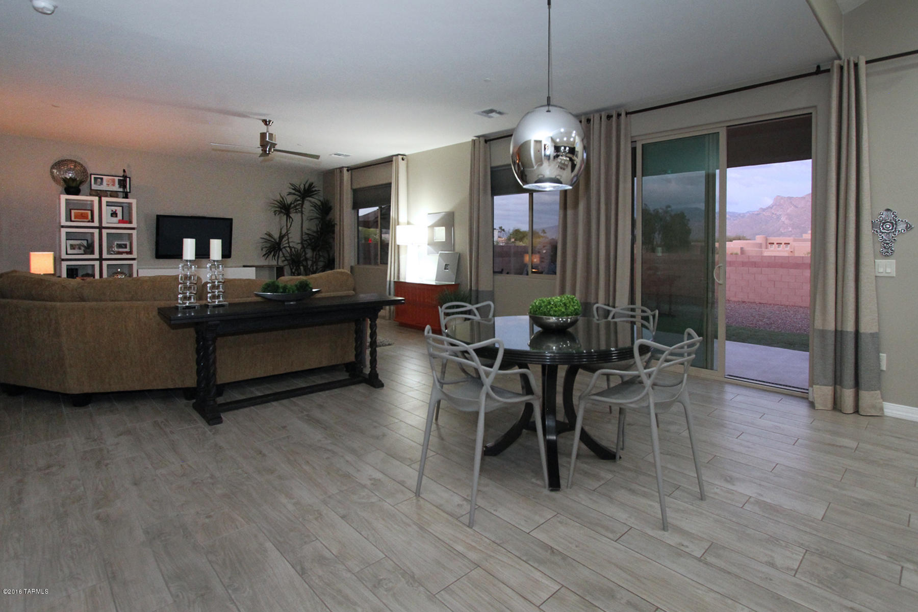 8436 N Gaetano Loop