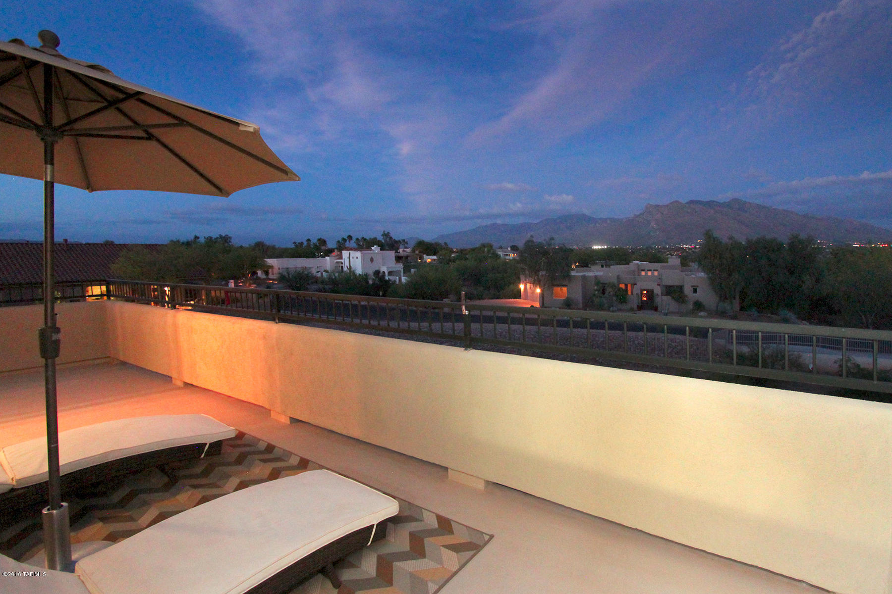 8436 N Gaetano Loop
