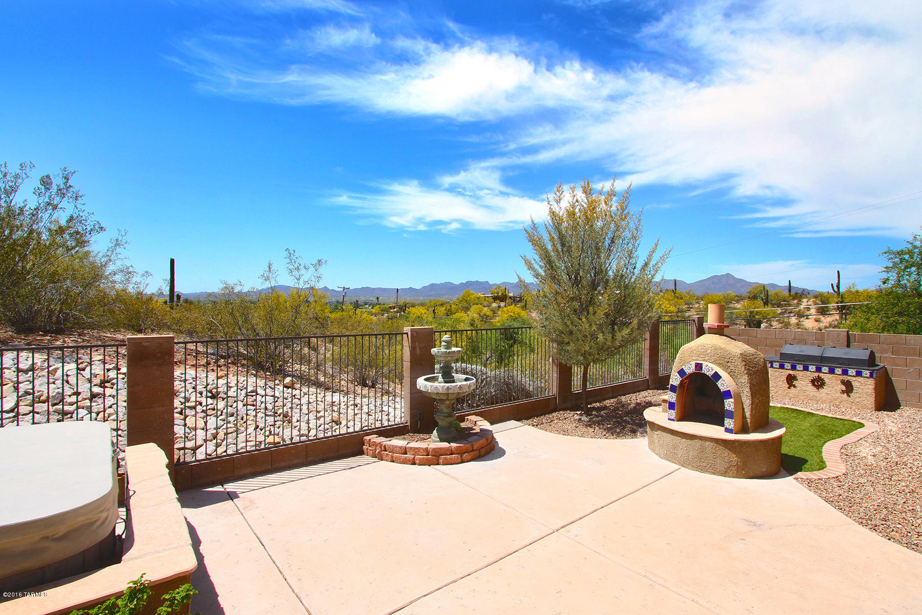 6100 N Placita San Agustin