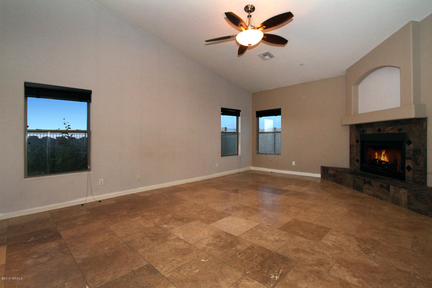 39304 S Mountain Shadow Drive