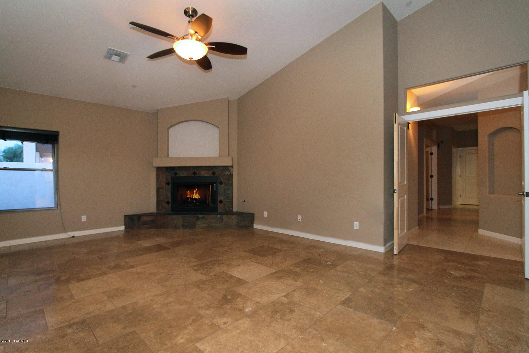 39304 S Mountain Shadow Drive