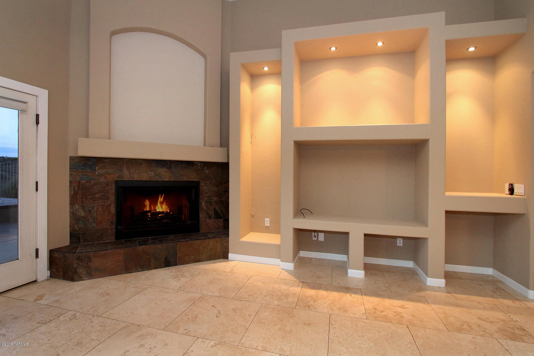 39304 S Mountain Shadow Drive