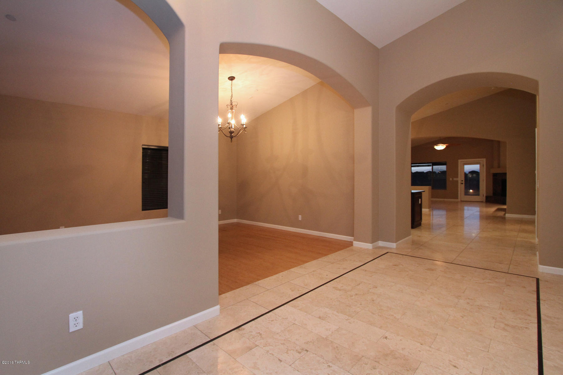 39304 S Mountain Shadow Drive