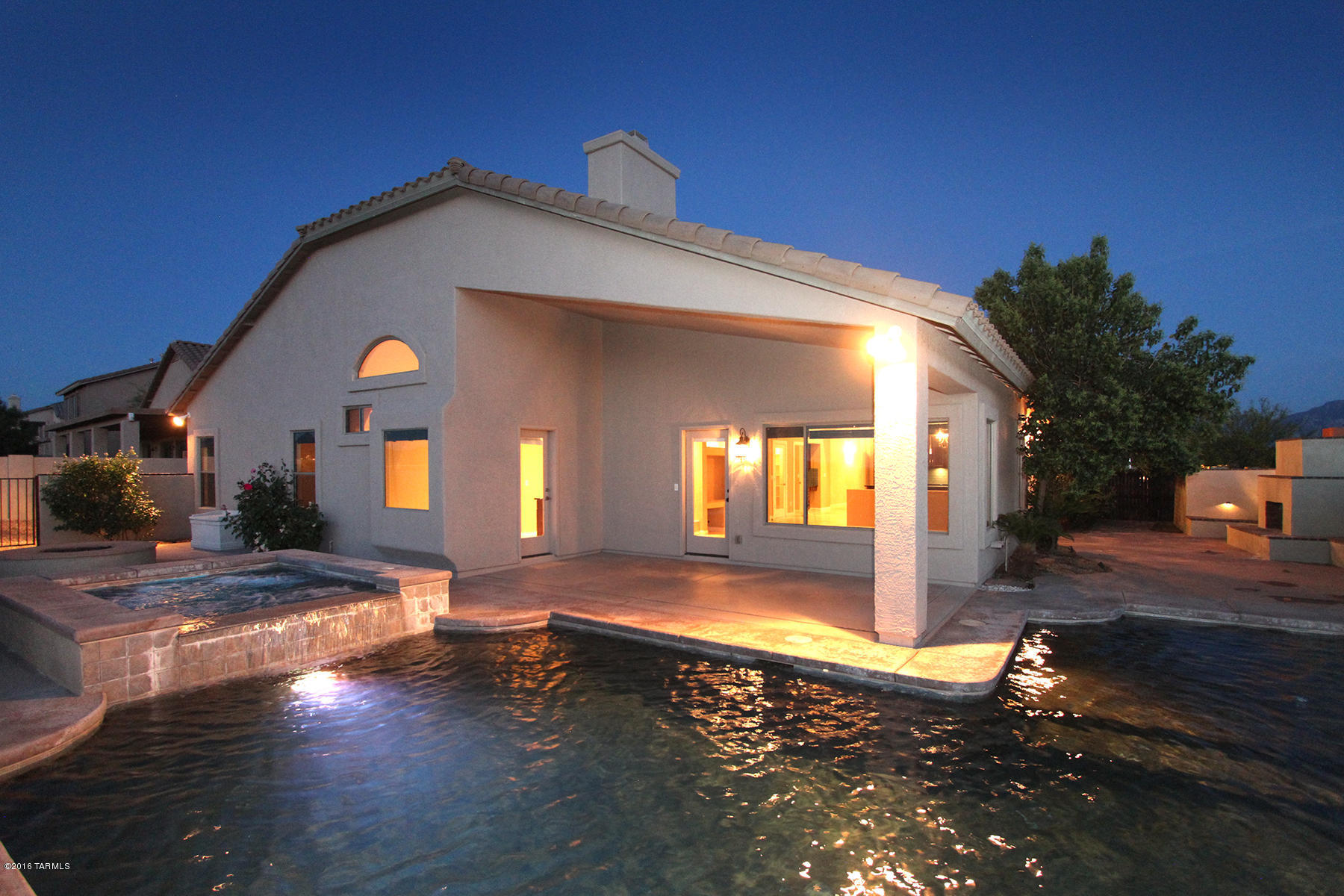 39304 S Mountain Shadow Drive