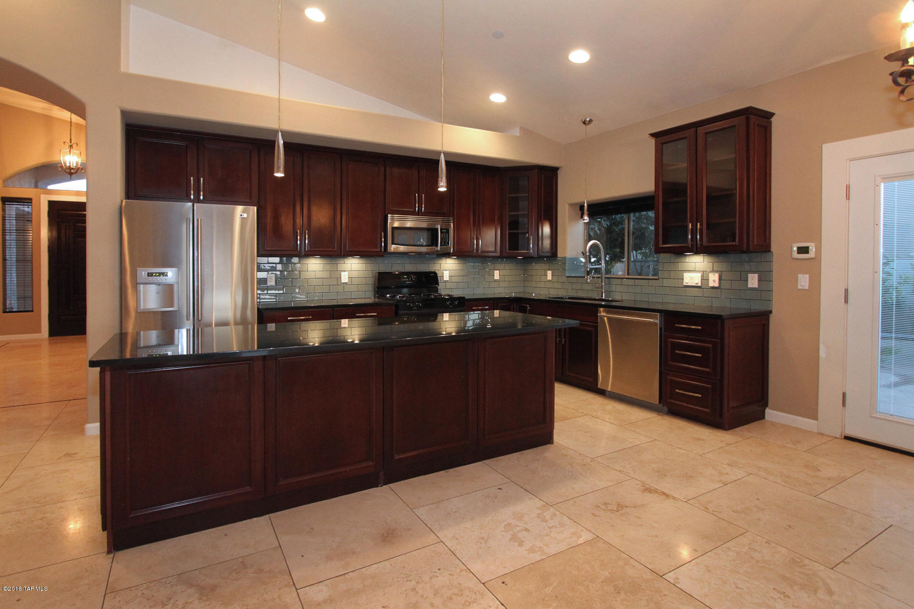39304 S Mountain Shadow Drive