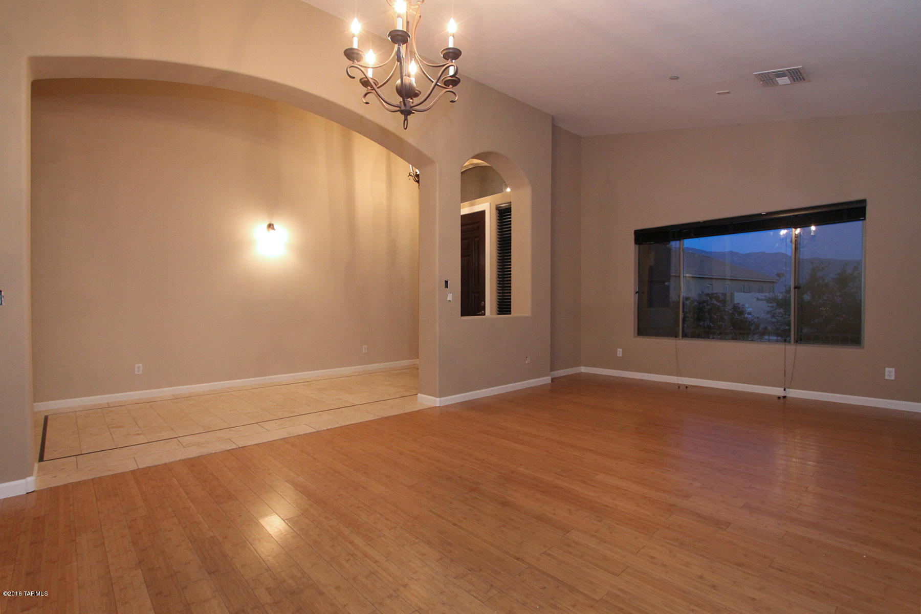 39304 S Mountain Shadow Drive