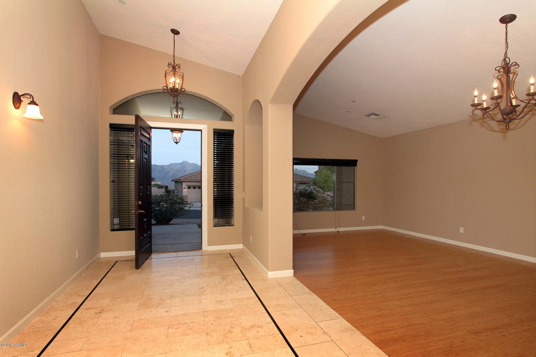 39304 S Mountain Shadow Drive