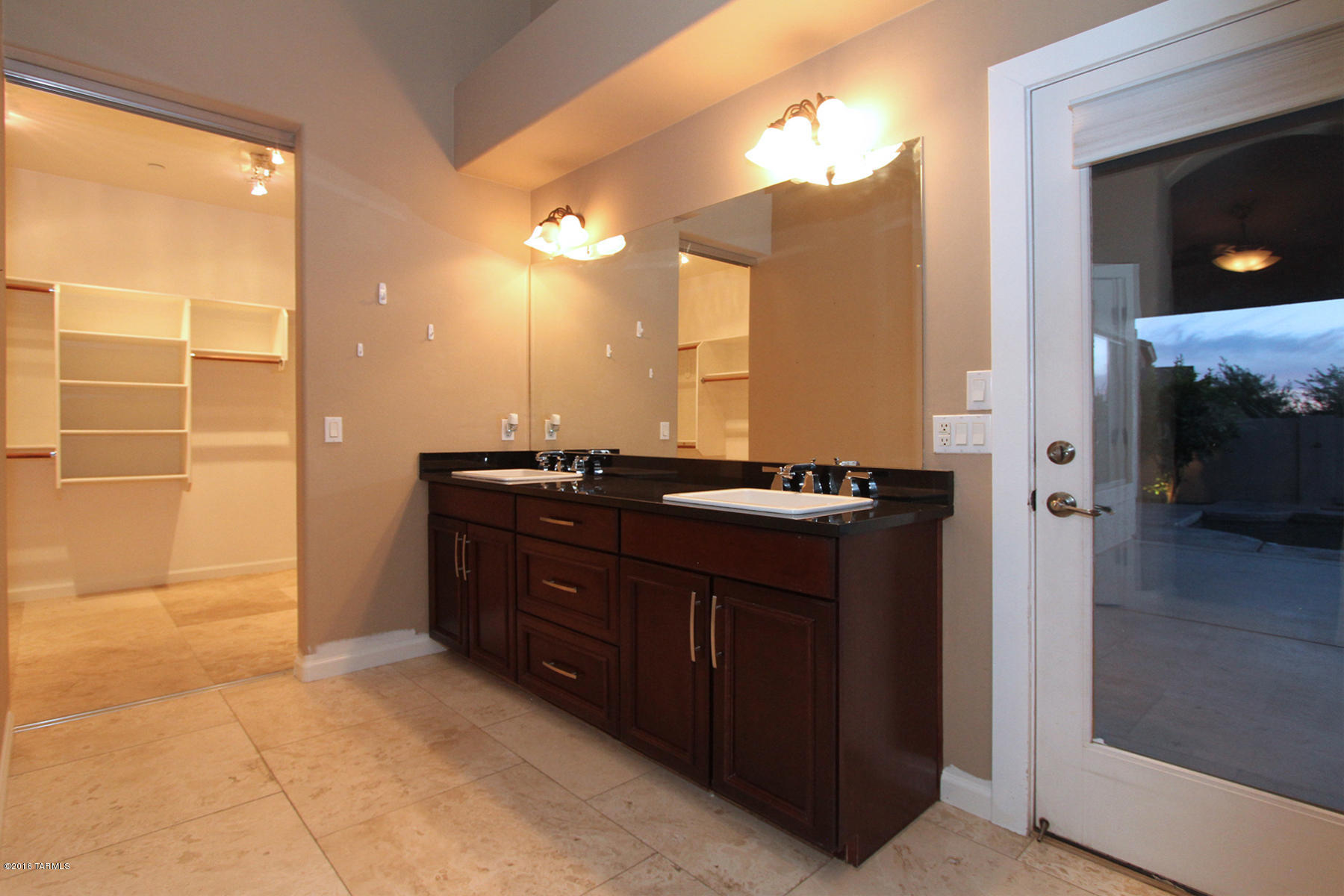 39304 S Mountain Shadow Drive