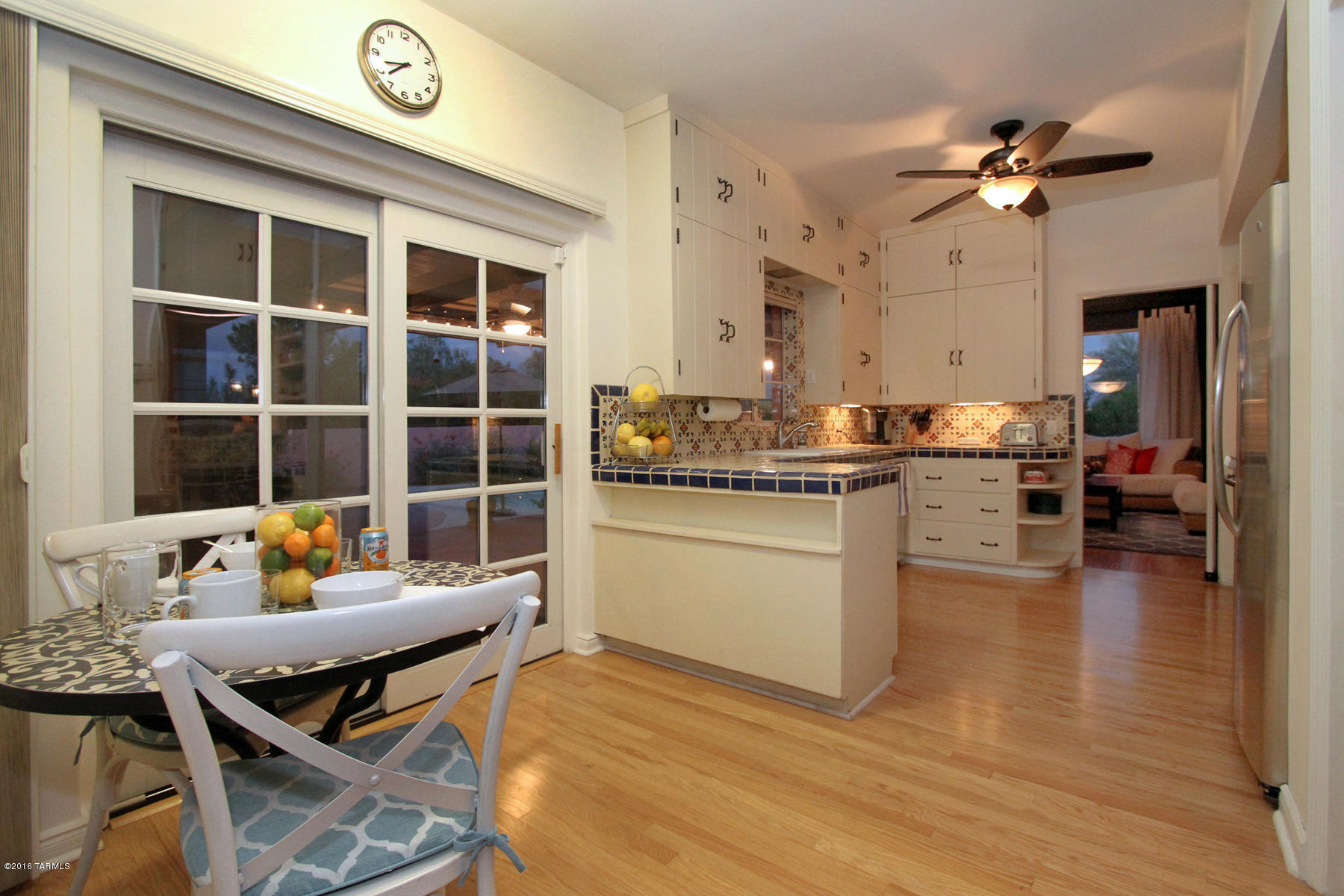 204 W Genematas Drive
