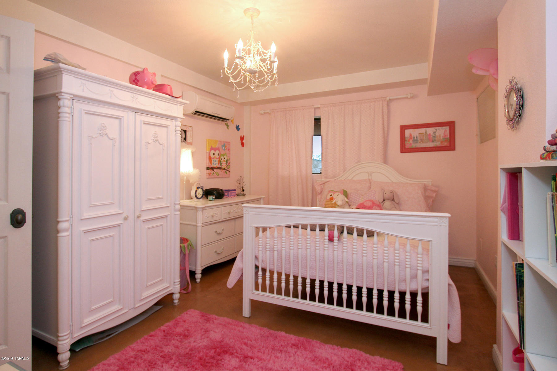 204 W Genematas Drive