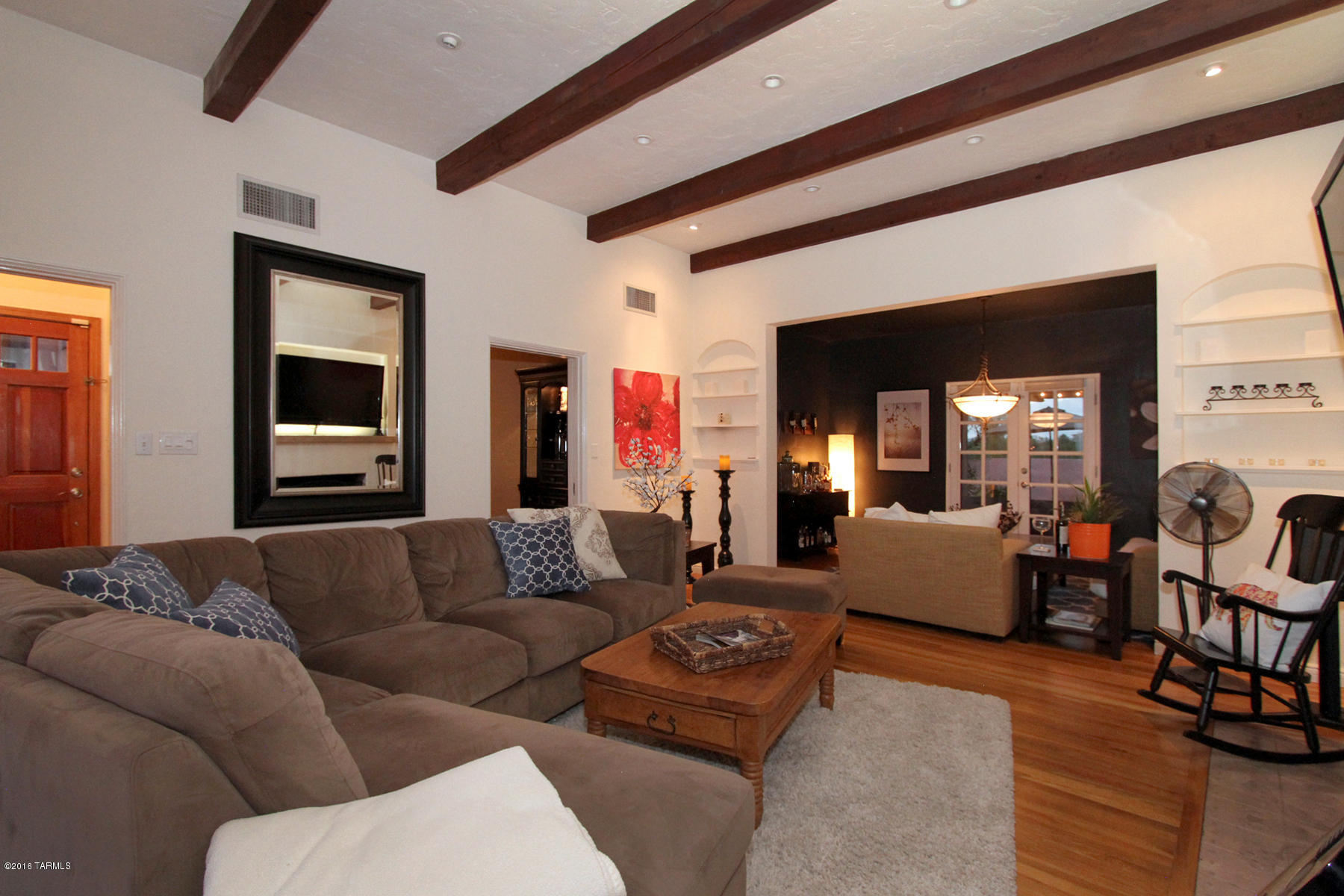 204 W Genematas Drive