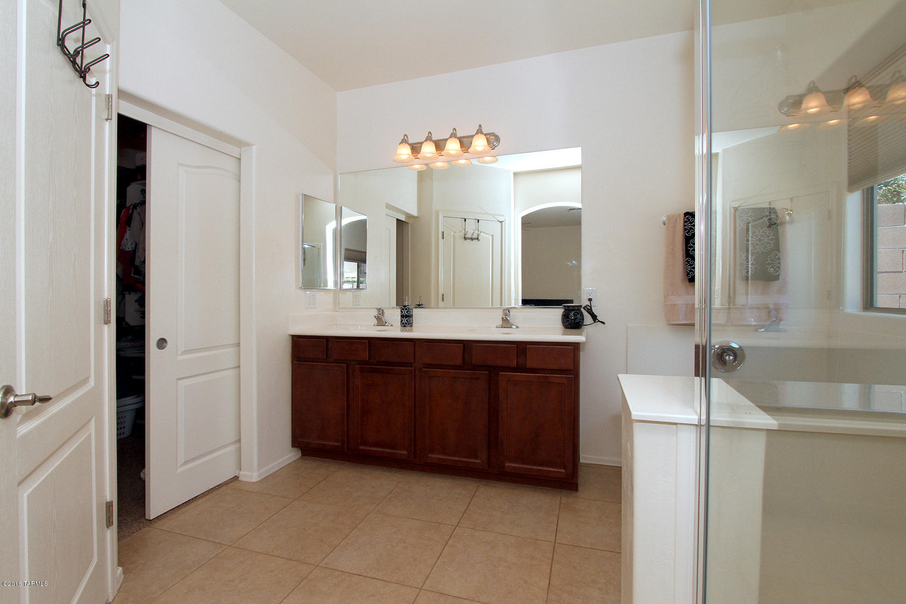 656 W Adagio Lane