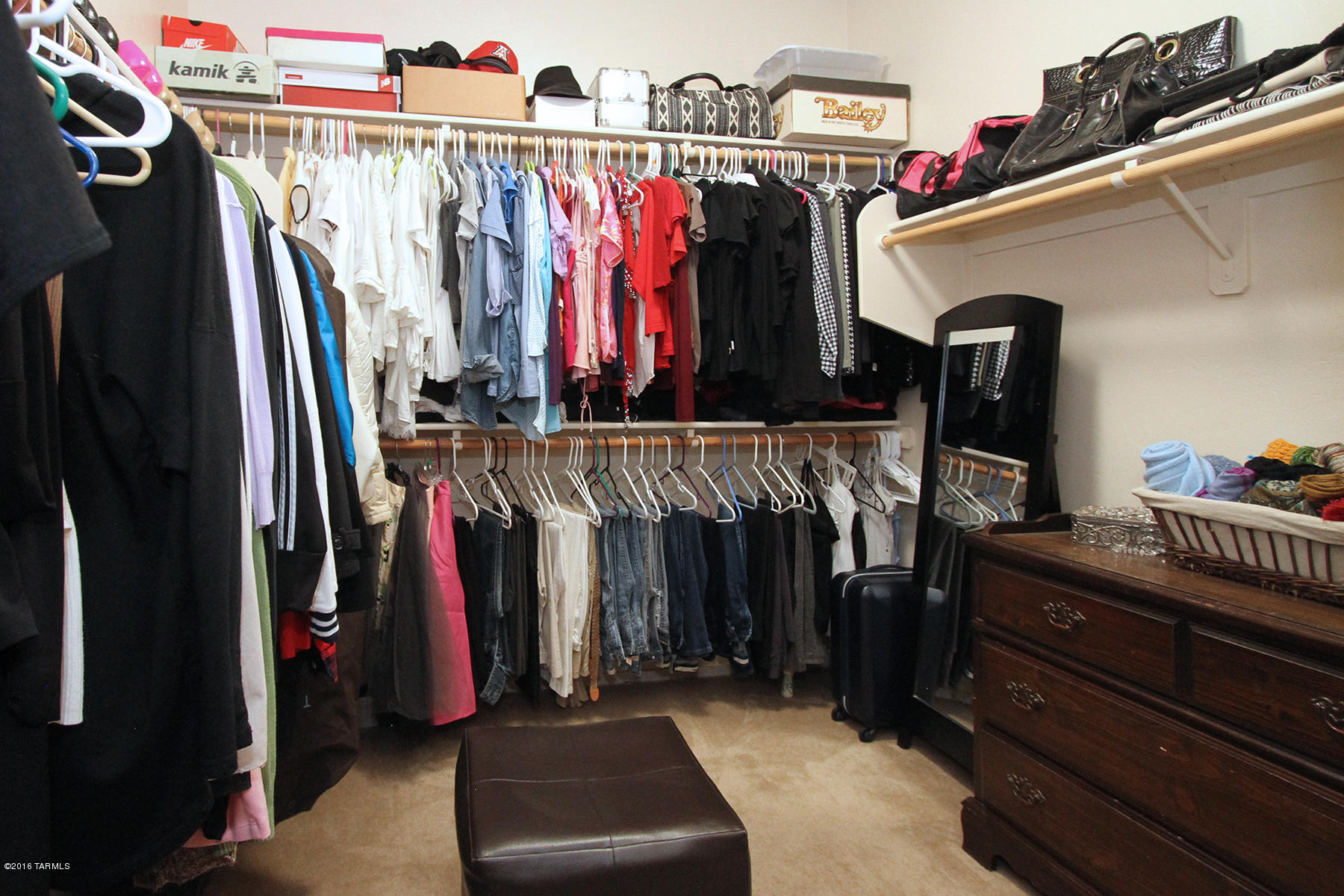 6195 N Corte San Bella