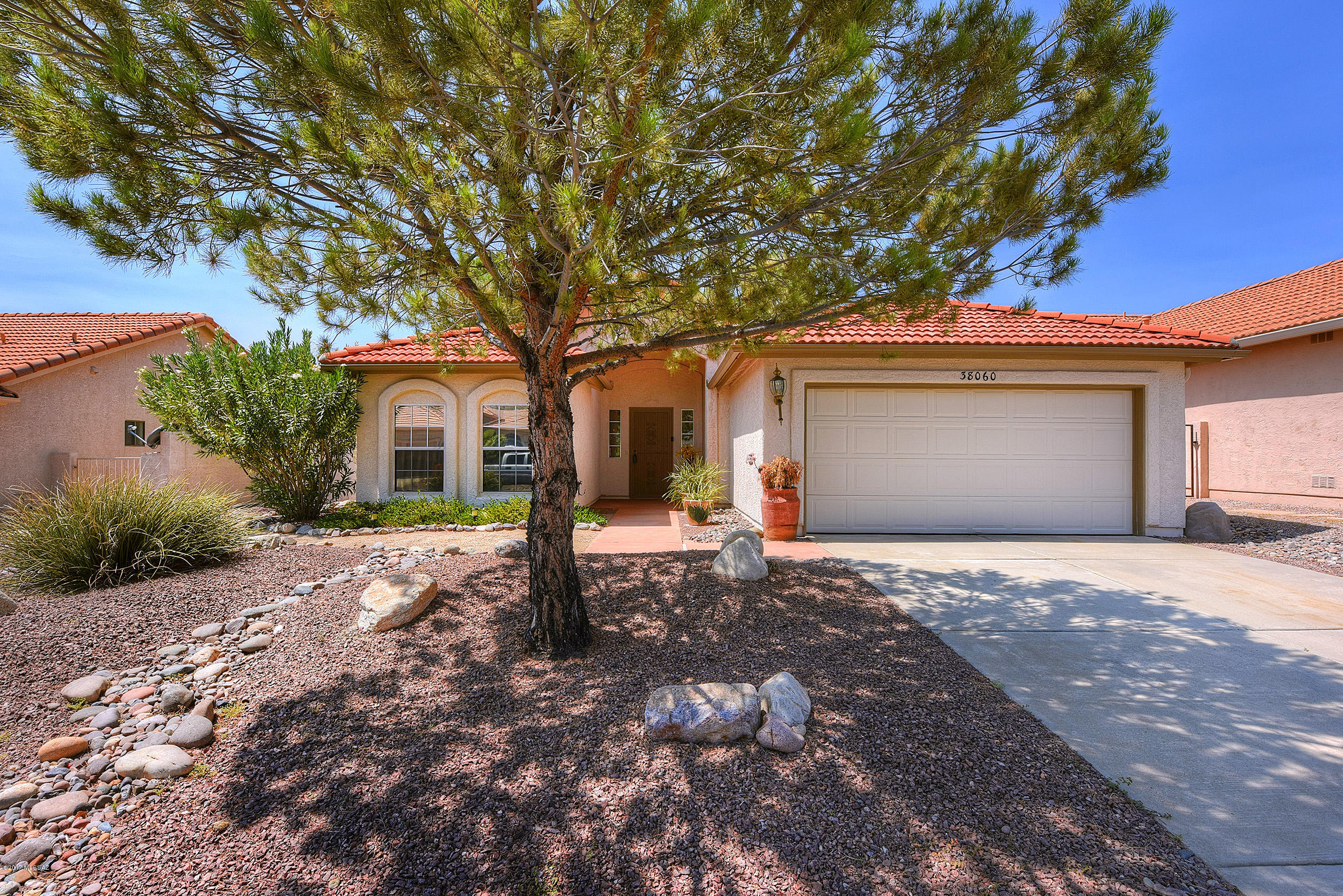38060 S Mountain Site Drive