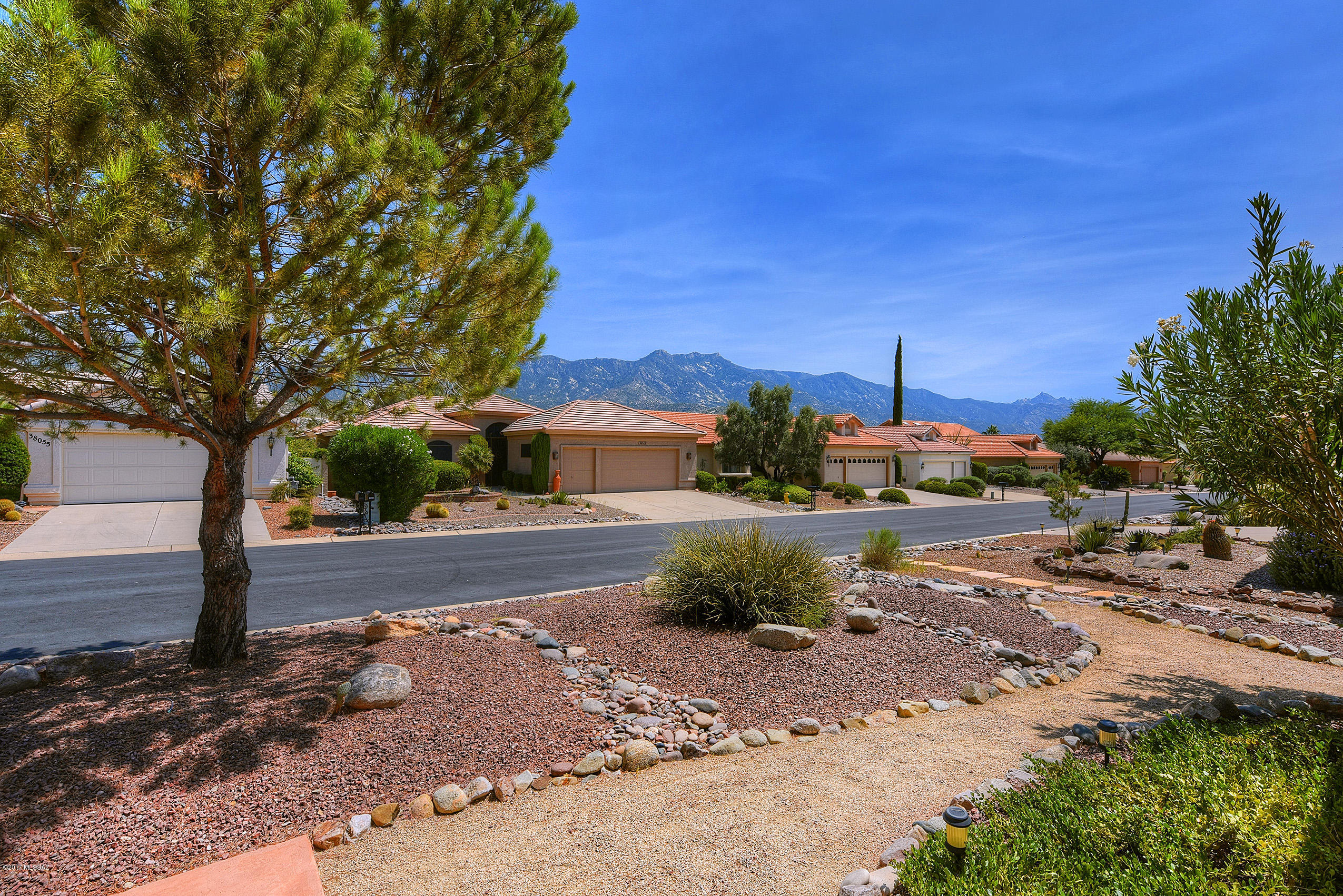 38060 S Mountain Site Drive