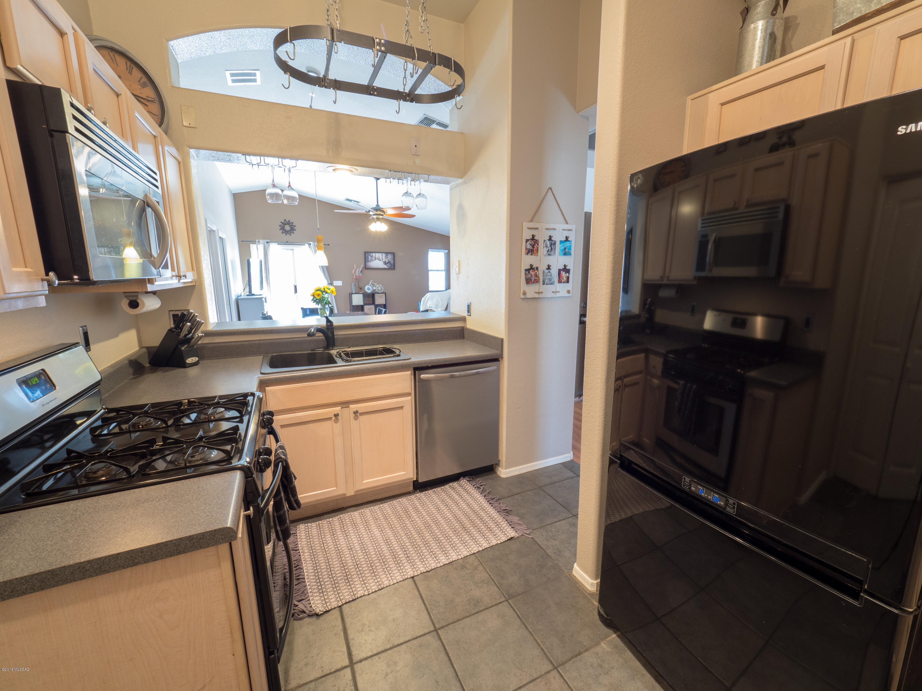 5553 W Guild Springs Street