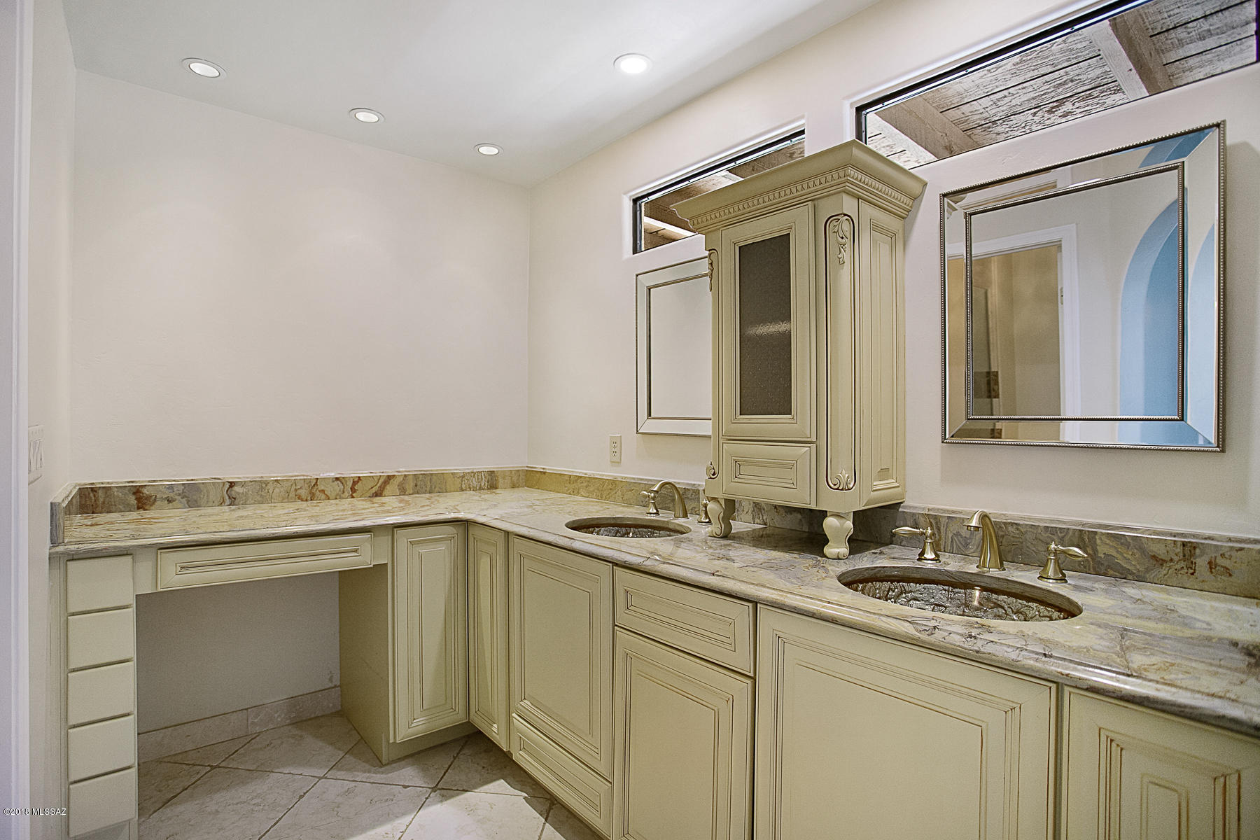 1791 Deer Hollow Loop