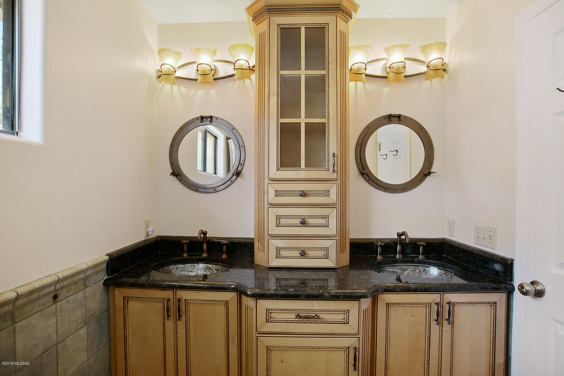 1791 Deer Hollow Loop