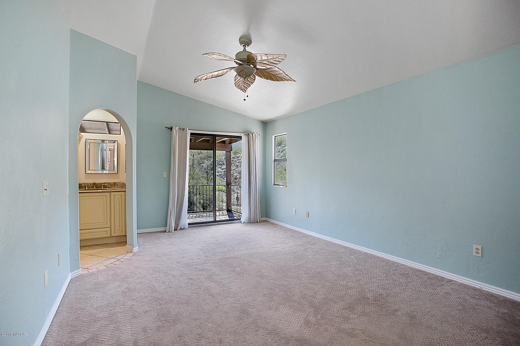 1791 Deer Hollow Loop
