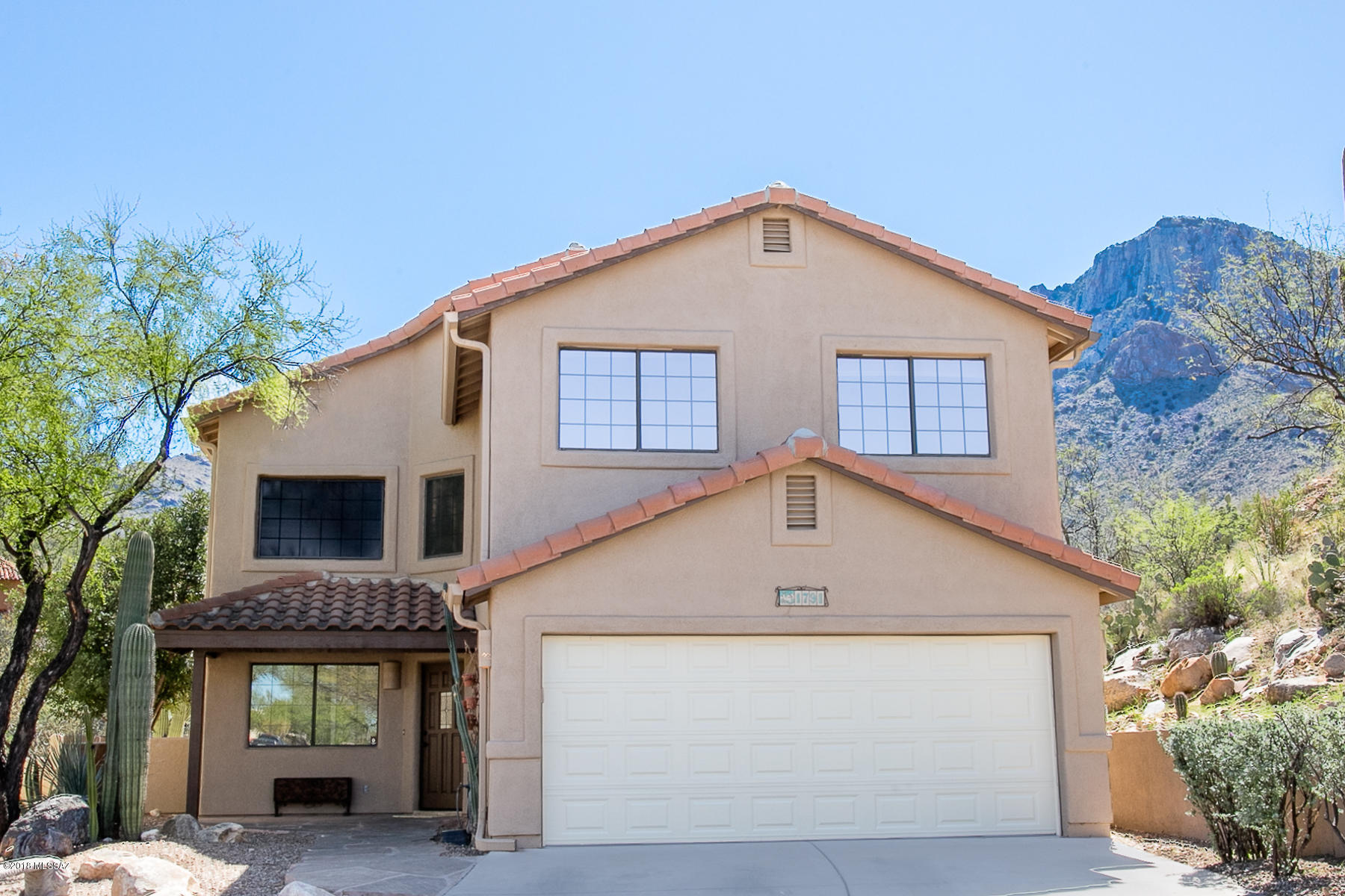 1791 Deer Hollow Loop