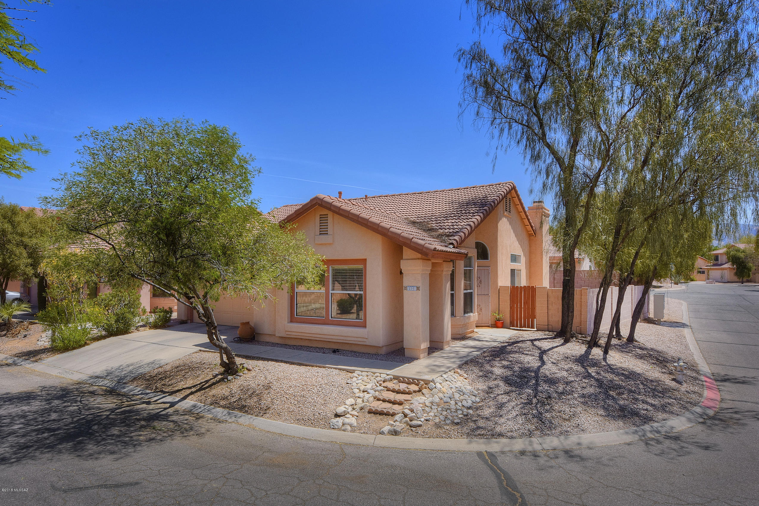 9920 N Outlaw Trail