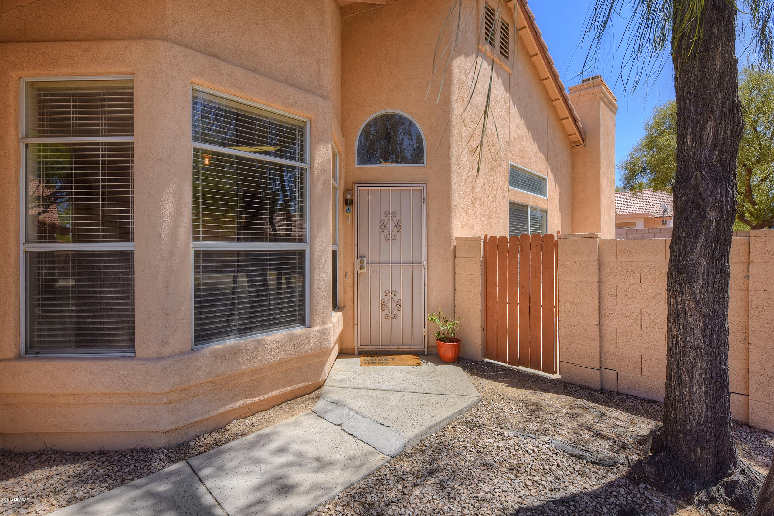 9920 N Outlaw Trail