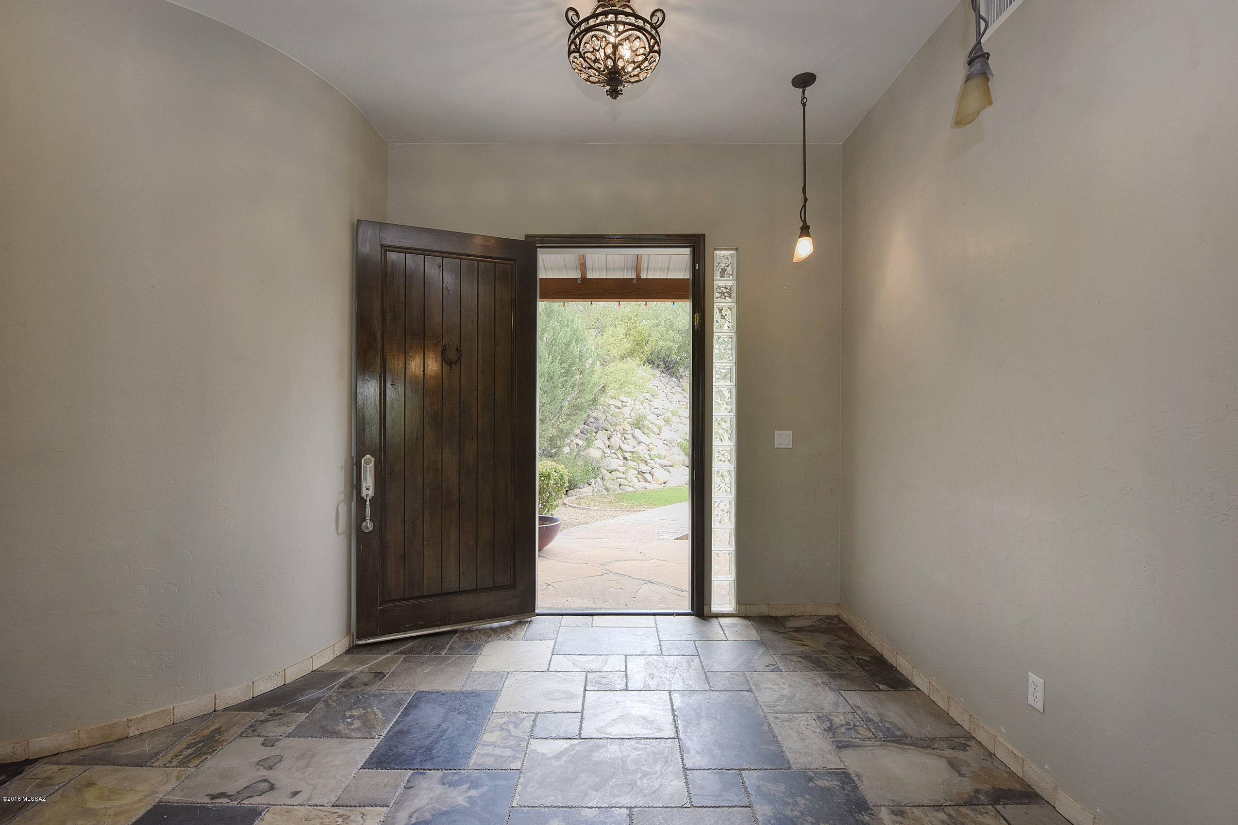 14255 N Lago Del Oro Parkway