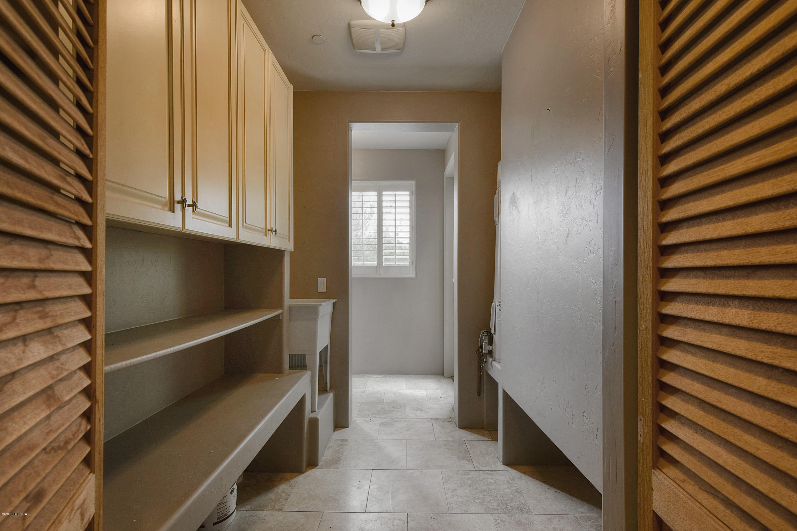 14255 N Lago Del Oro Parkway