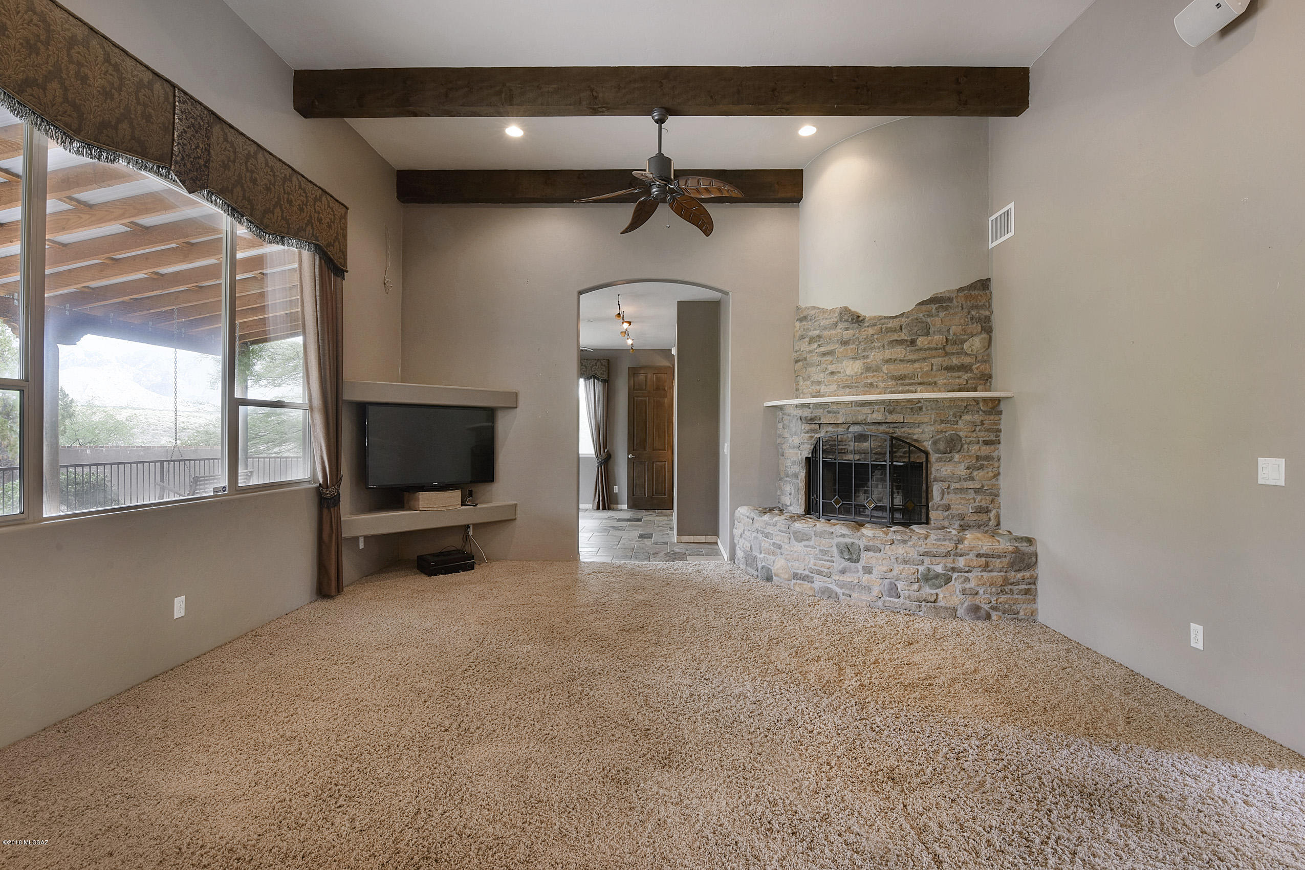 14255 N Lago Del Oro Parkway