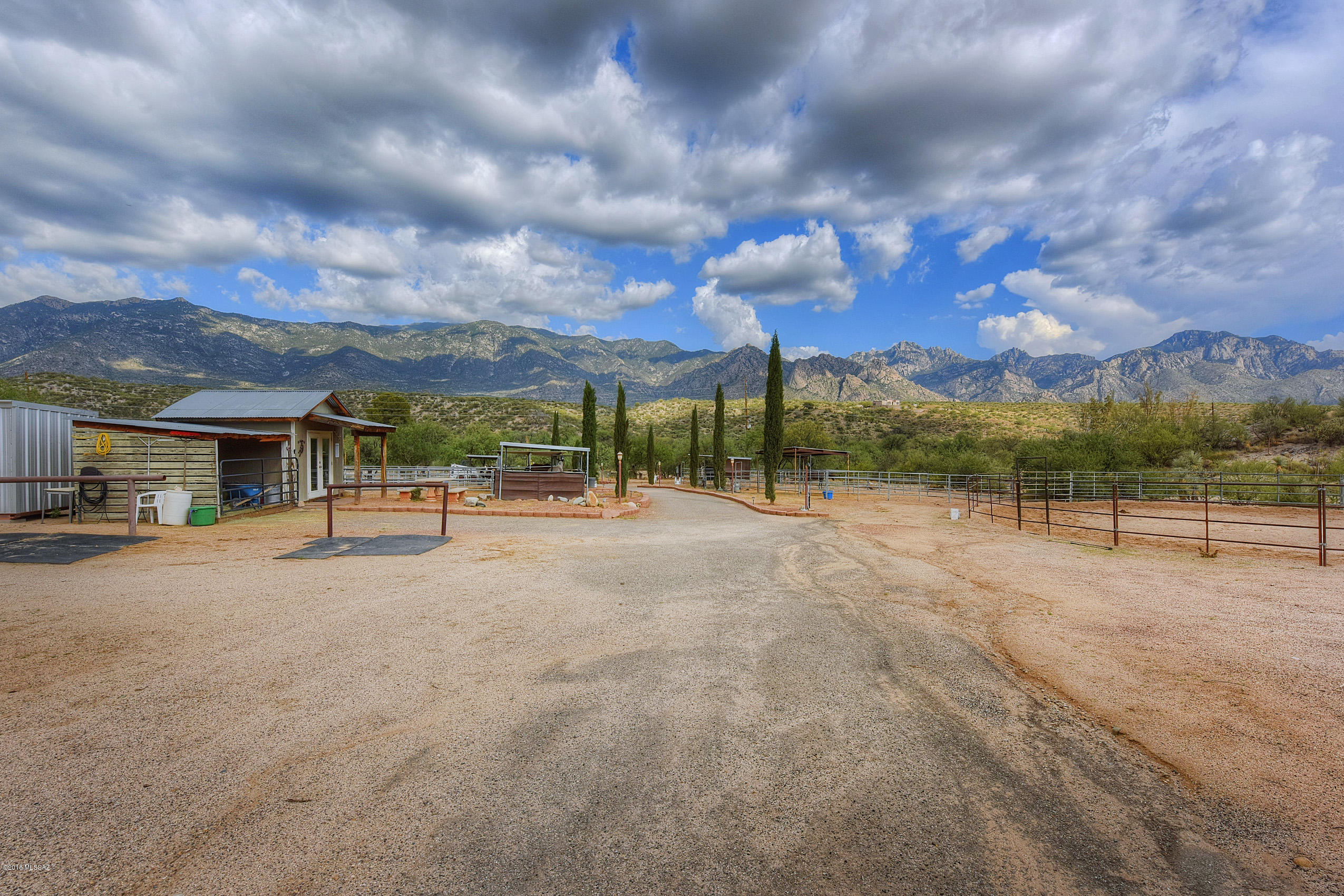 14255 N Lago Del Oro Parkway
