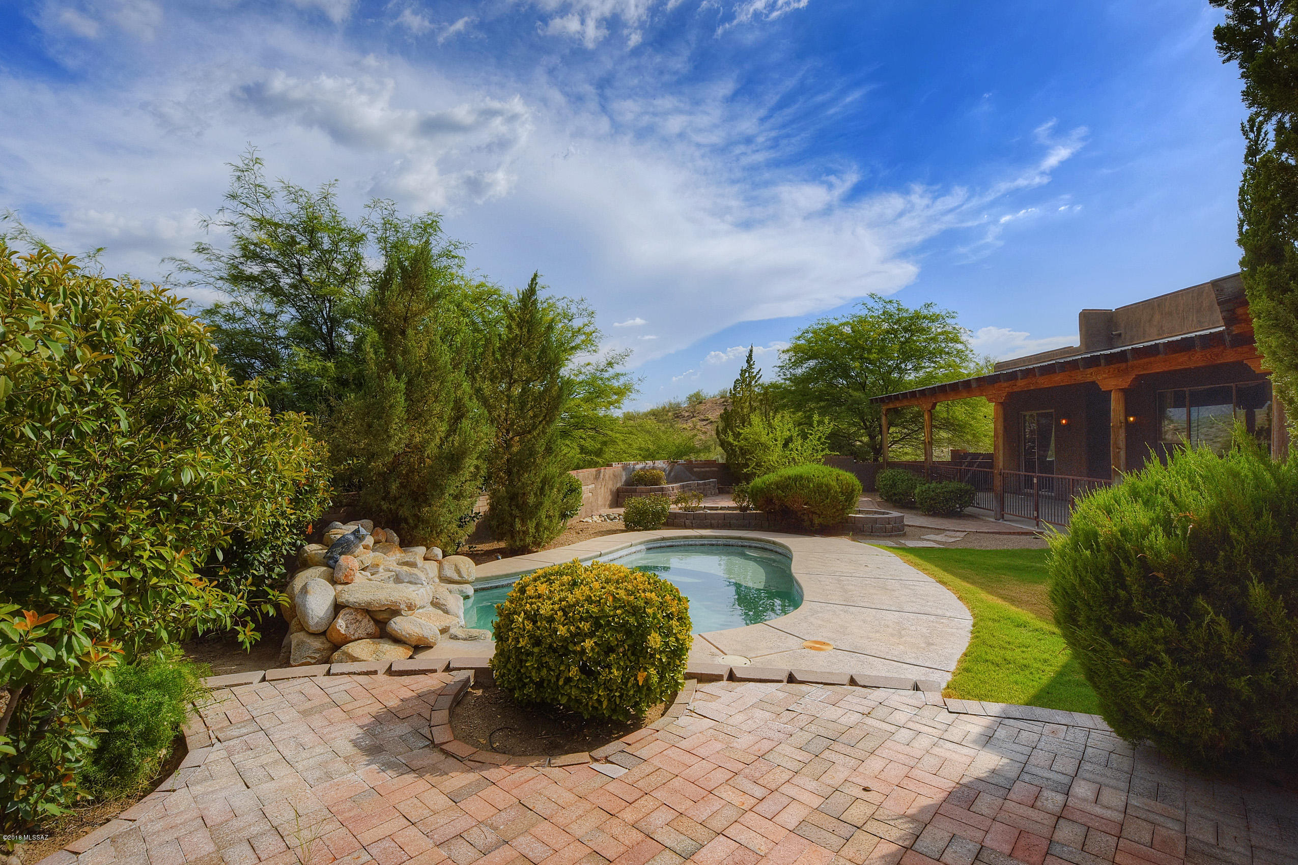 14255 N Lago Del Oro Parkway